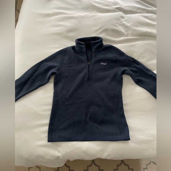Patagonia half zip fleece - Picture 2 of 8